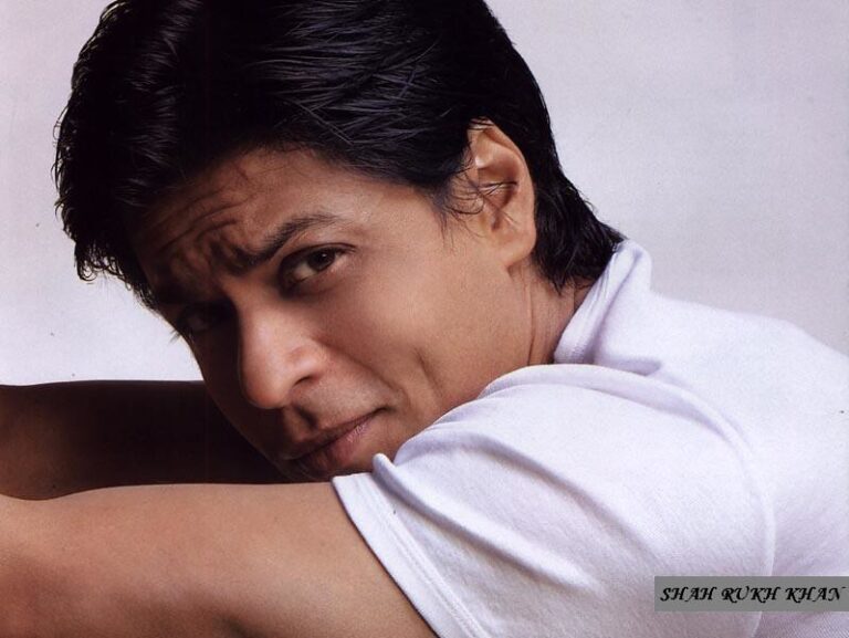 The Ultimate SRK Movie Quiz: Test Your Bollywood Knowledge!